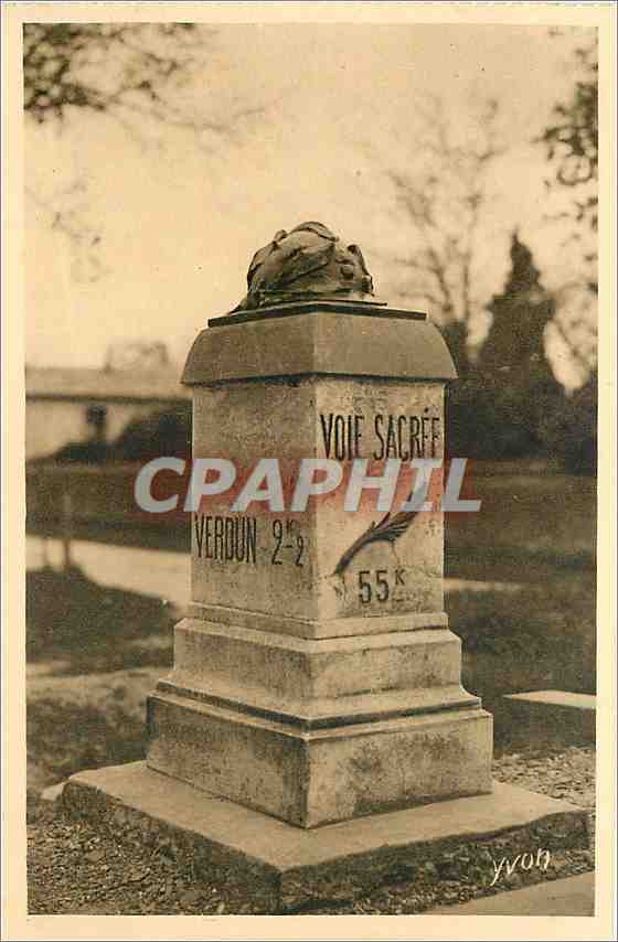 CPA Verdun Meuse Borne de la Voie Sacree 