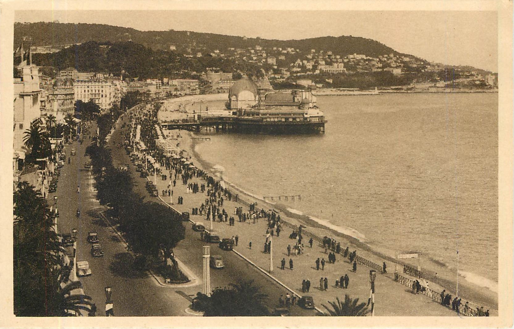 CPA Cote d'Azur Artistique Nice La Baie des Anges 