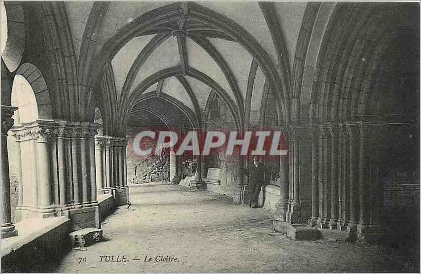 CPA Tulle Le Cloitre 