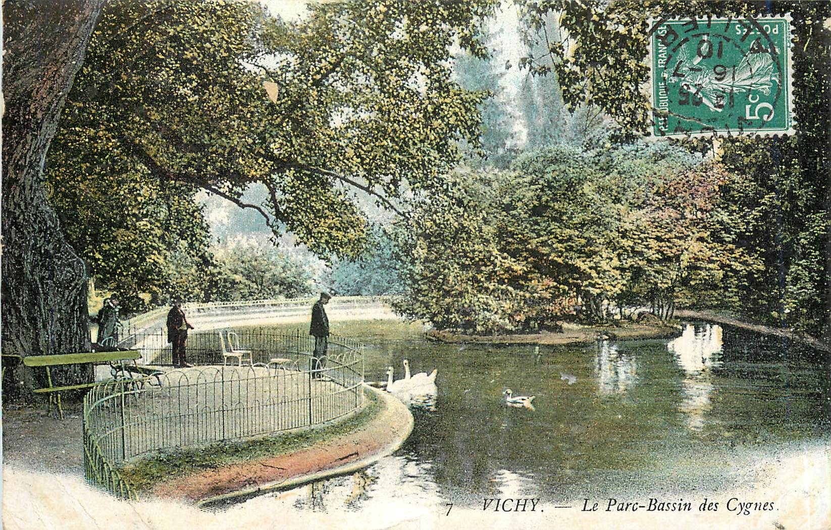 CPA Vichy Le Parc Bassin des Cygues 