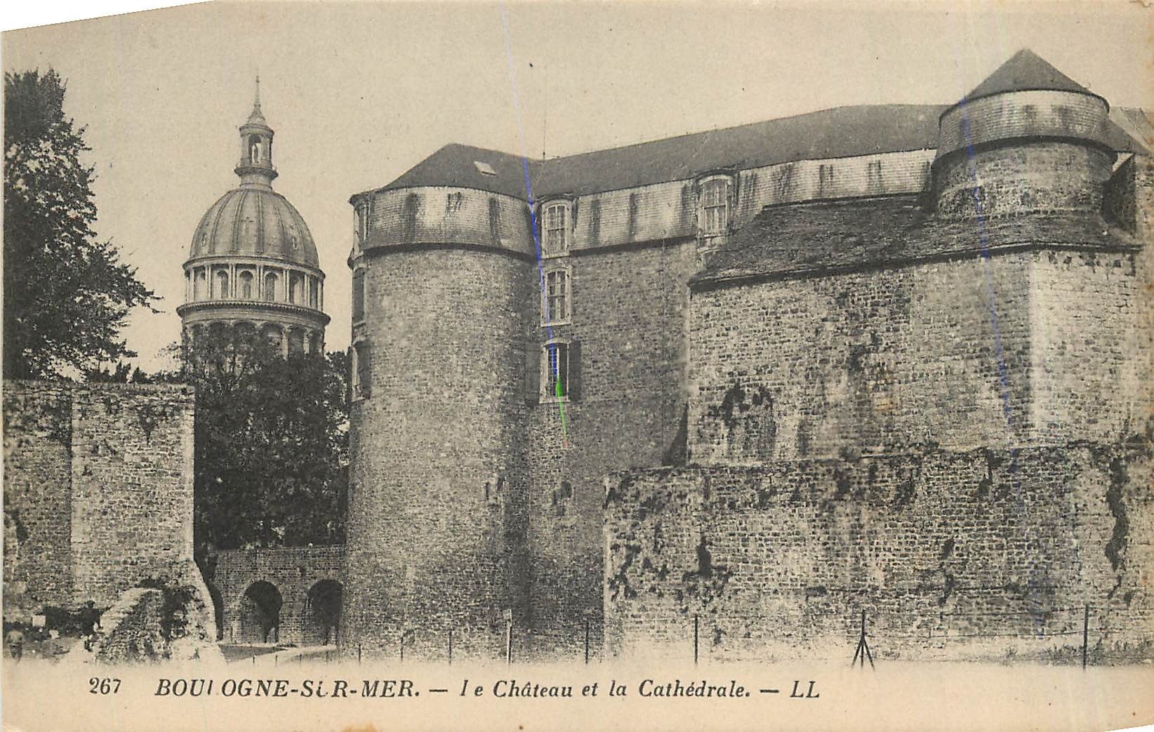 Boulogne-sur-Mer — Le Château et la Cathédrale — LL