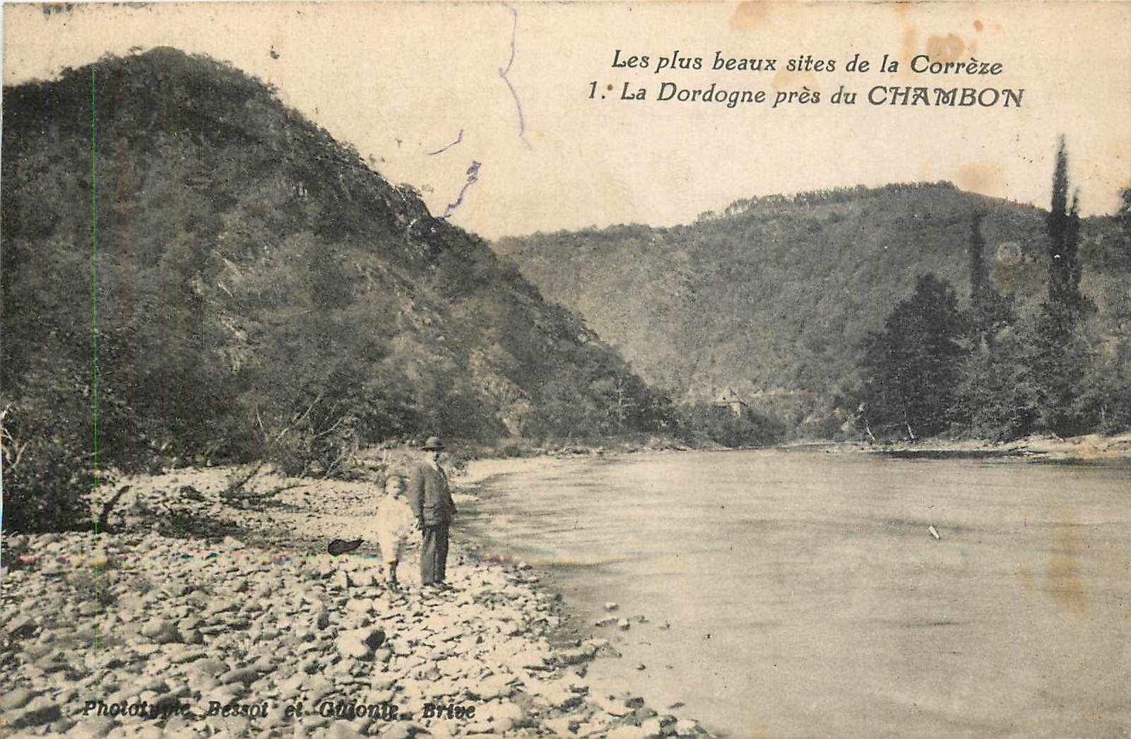 CPA Les plus beaux sites de la Correze La Dordogne pres du Chambon 