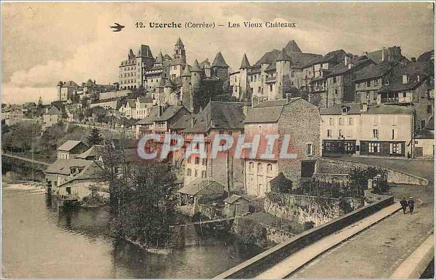 CPA Uzerche Correze Les Vieux Chateaux 