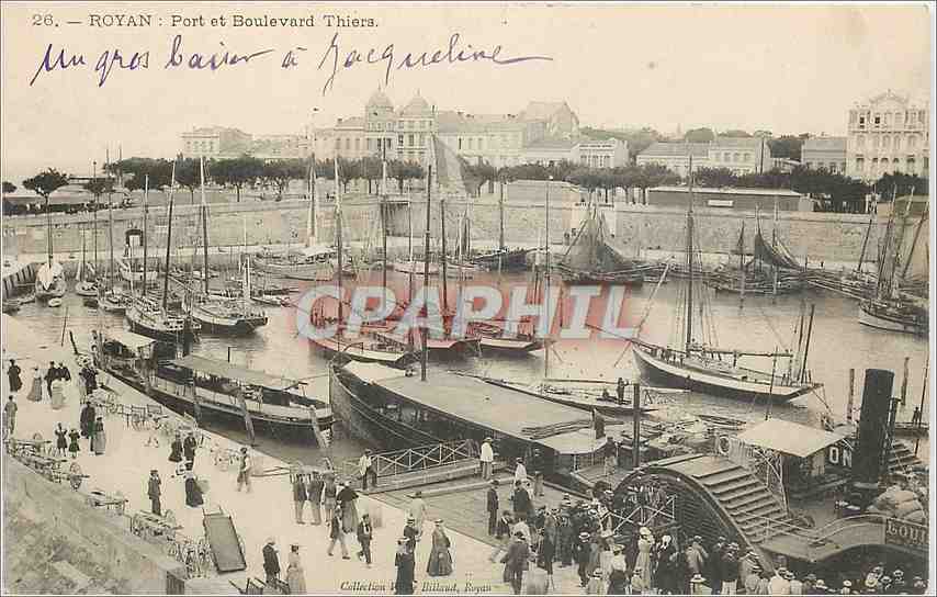 CPA Royan Port et Boulevard Thiers Bateaux