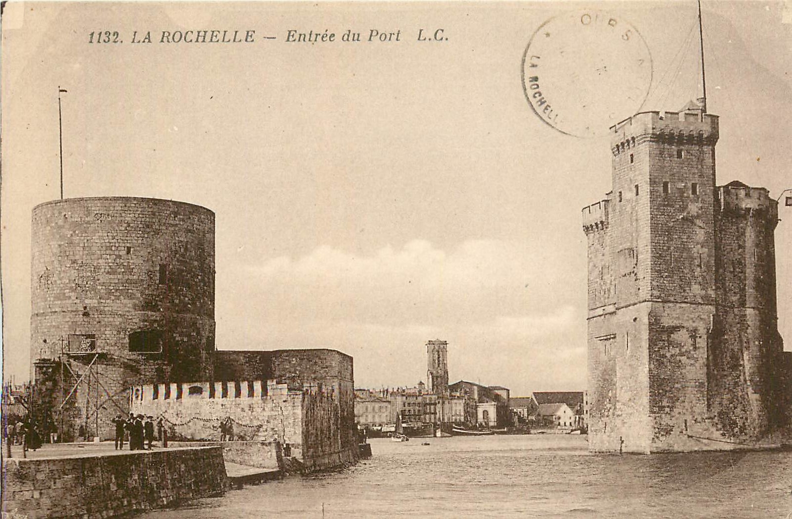 La Rochelle — Entrée du Port — L.C. — n°1132