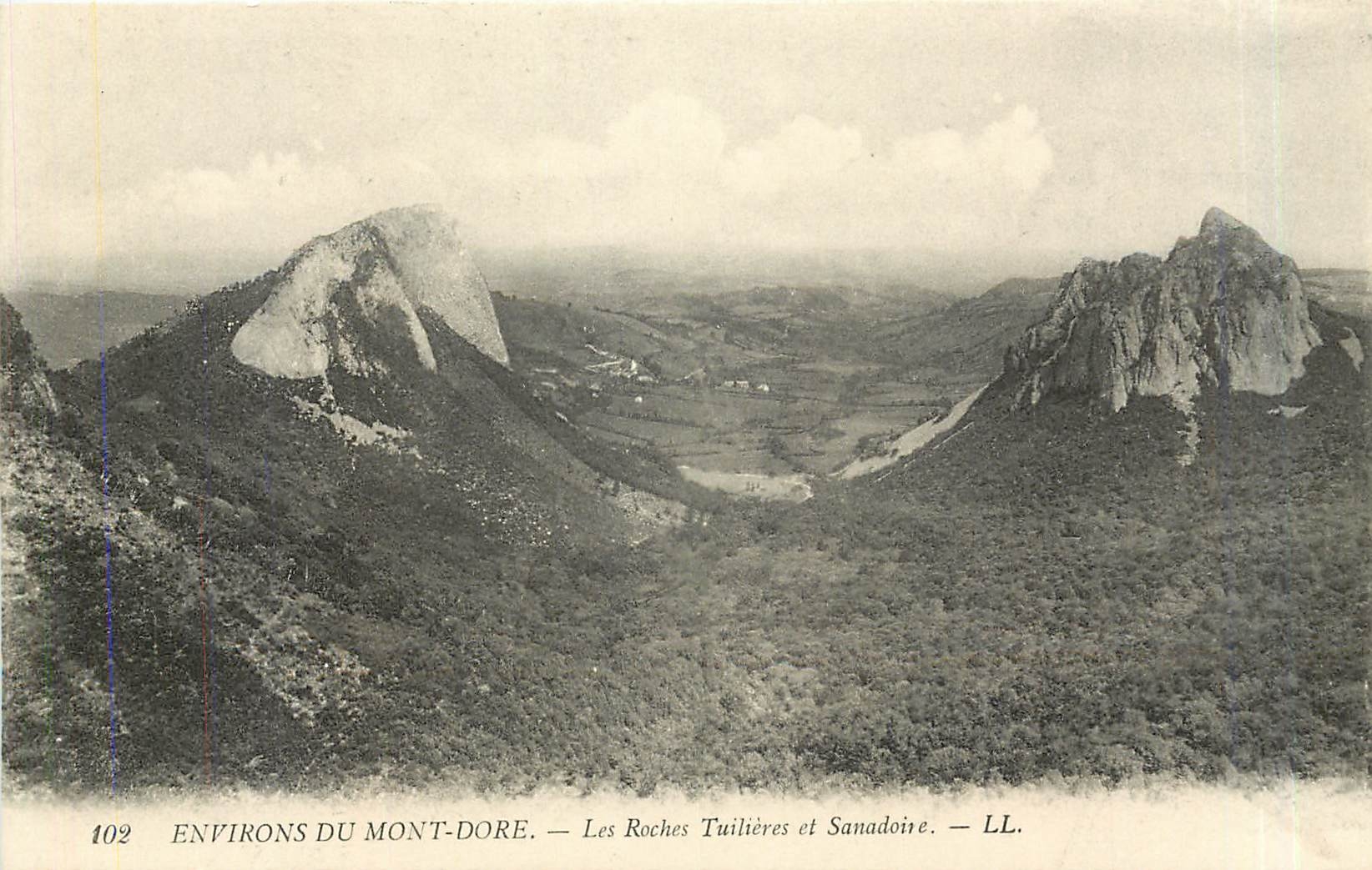 CPA Environs du Mont Dore Les Roches Tuilieres et Sanadoire 