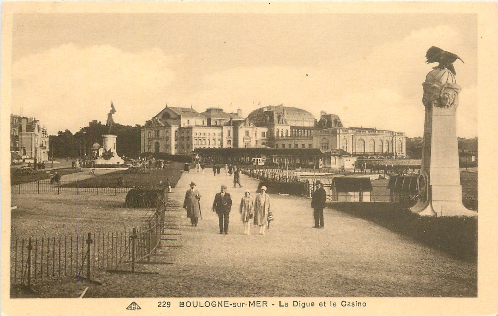 Boulogne-sur-Mer — La Digue et le Casino — éditeur CPAPHIL, n° 229