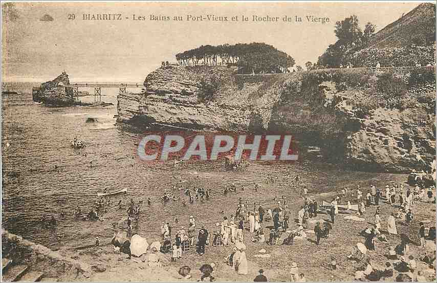 Biarritz - Les Bains au Port-Vieux et le Rocher de la Vierge