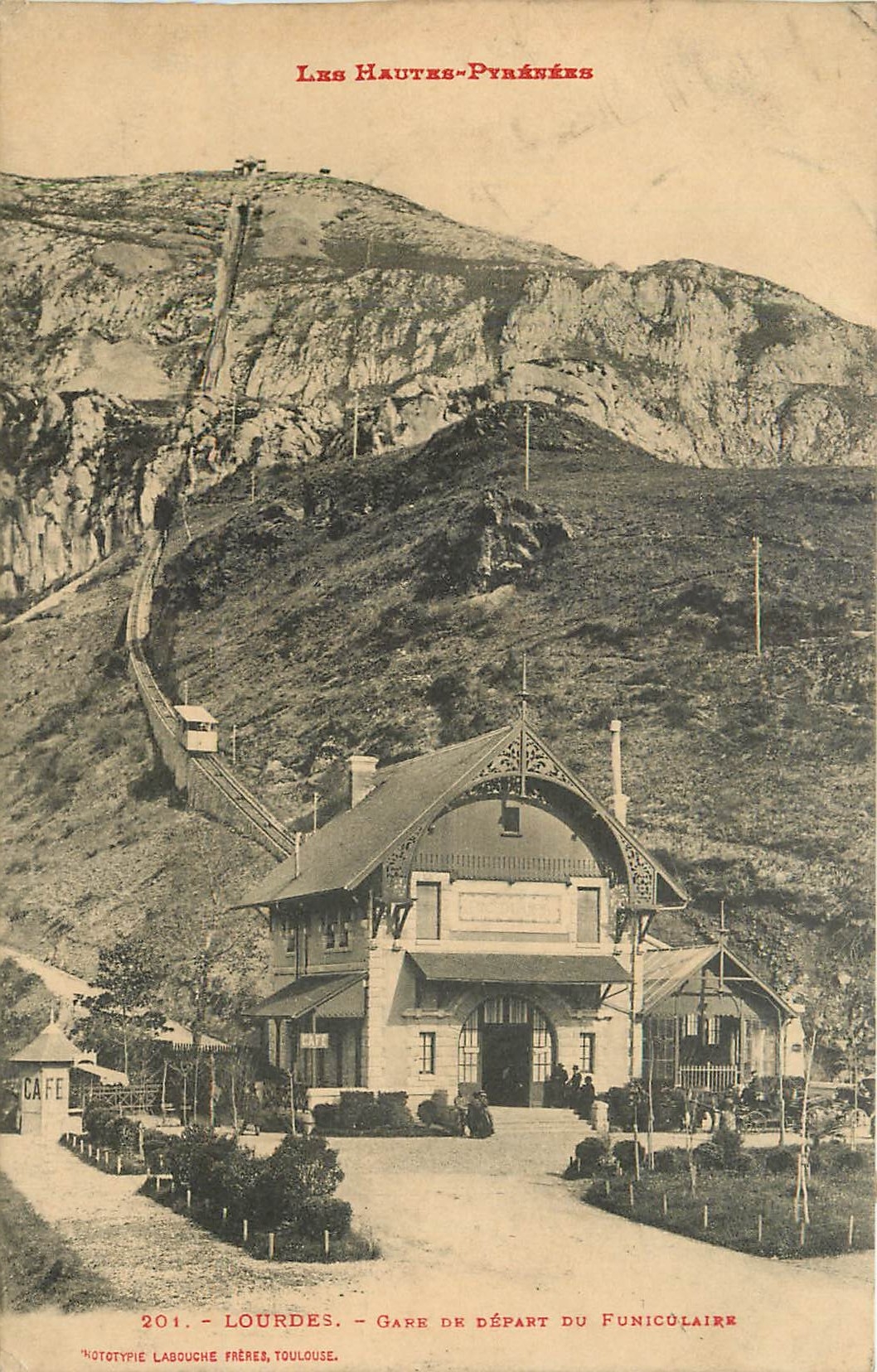 CPA Lourdes Gare de depart du Funicolaire 