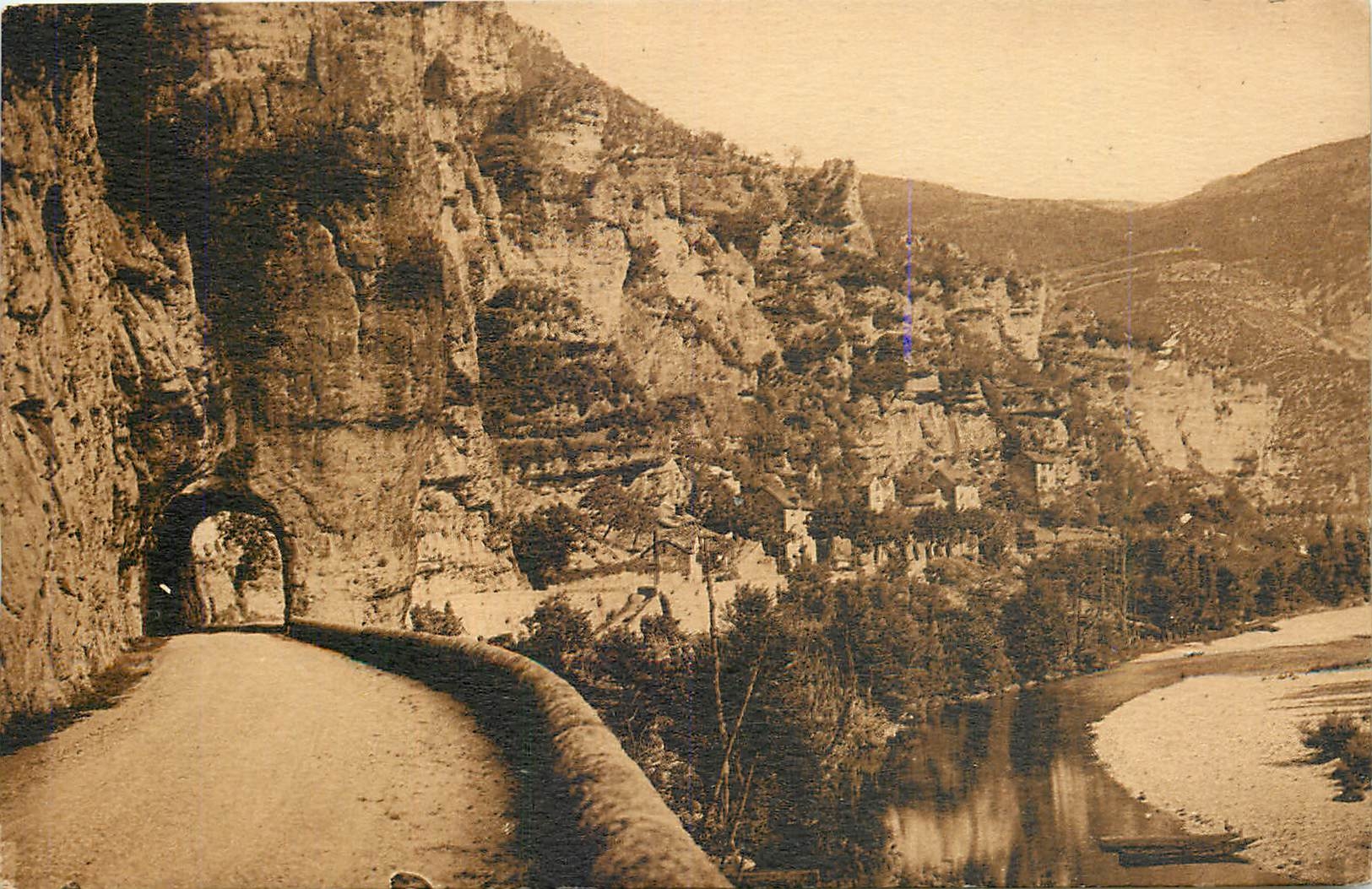 Gorges du Tarn — Pougnadoires — Habitations de troglodytes modernes — Soc. des Arts de l'Aude, Faulx