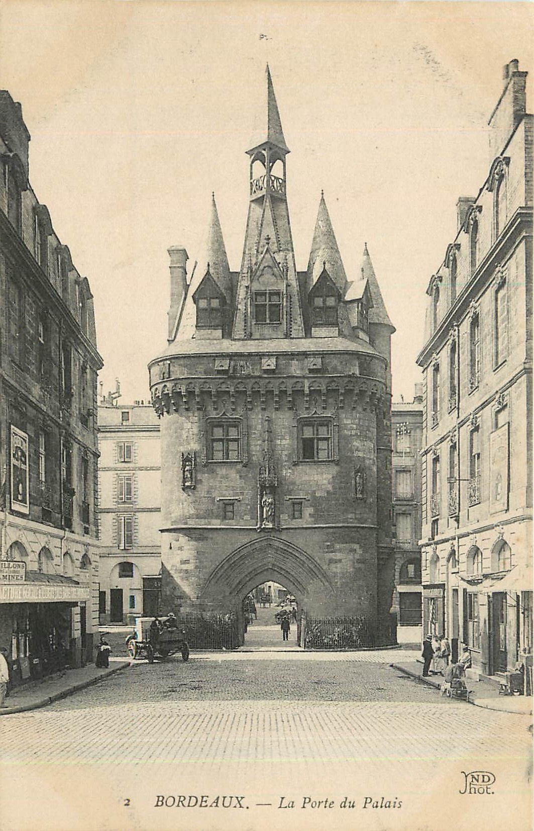 CPA Bordeaux La Porte du Palais 