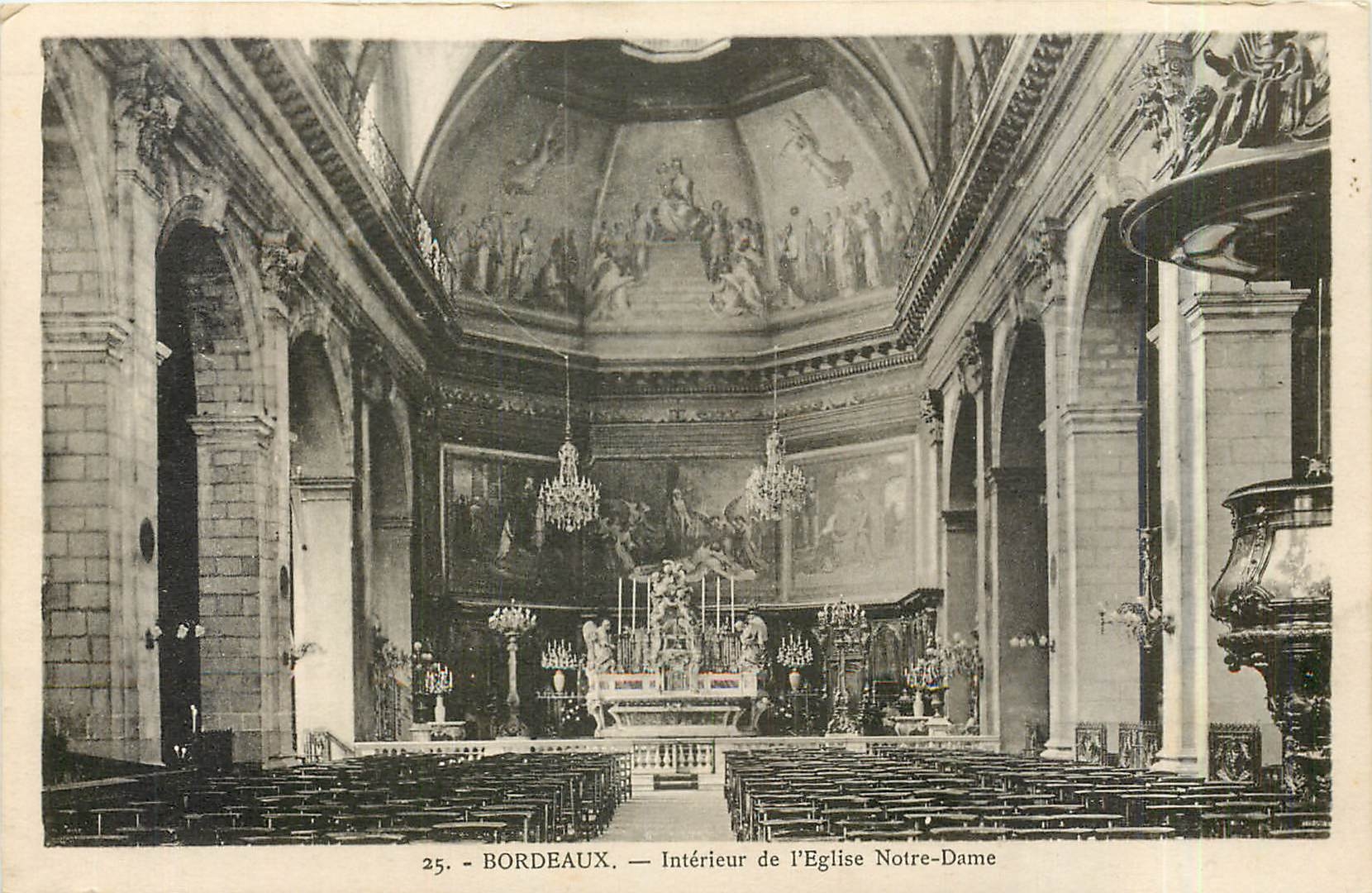 CPA Bordeaux Interieur de l'Eglise Notre Dame 