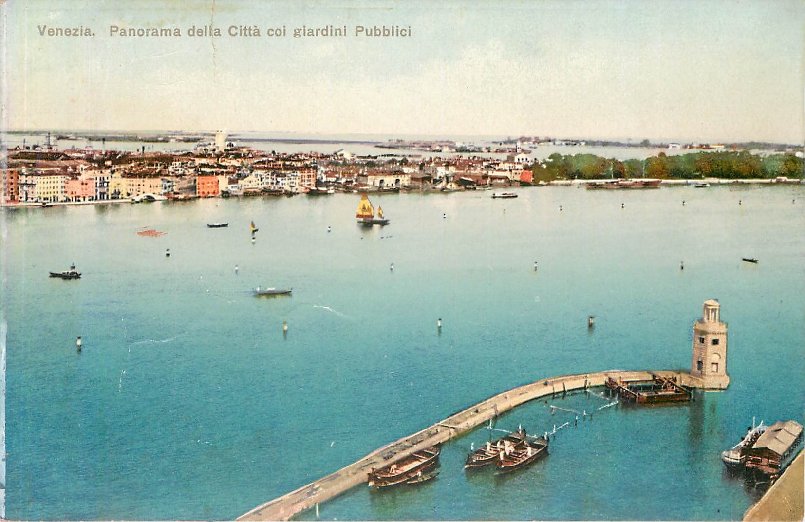CPA Venezia Panorama della Citta col giardini Pubblici 