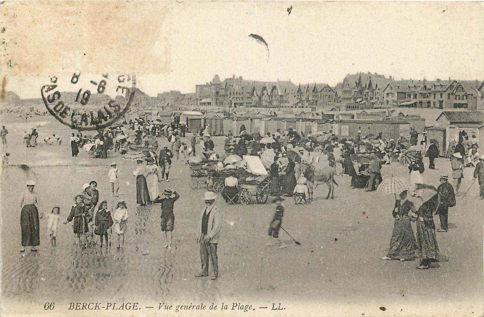 CPA Berck Plage Vue generale des la Plage 