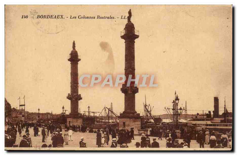 Bordeaux CPA Les colonnes rostrales (animee)