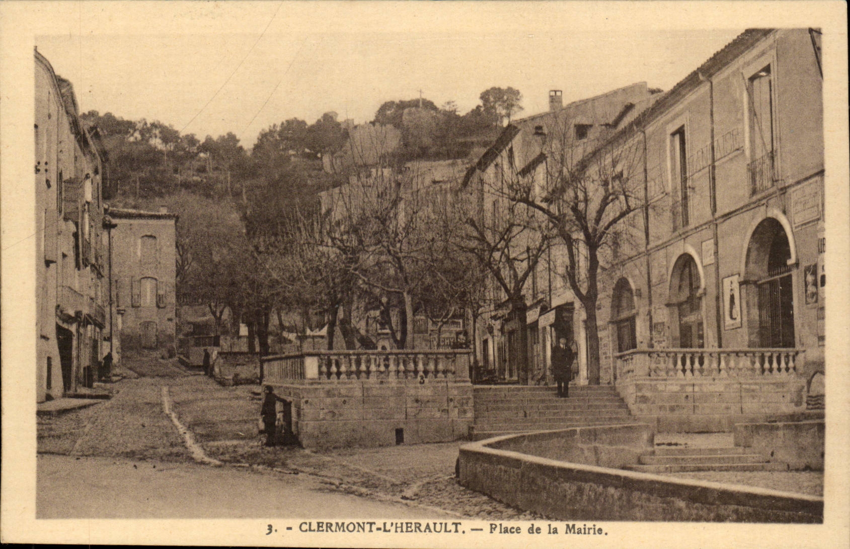 Clermont l'Herault CPA place de la mairie
