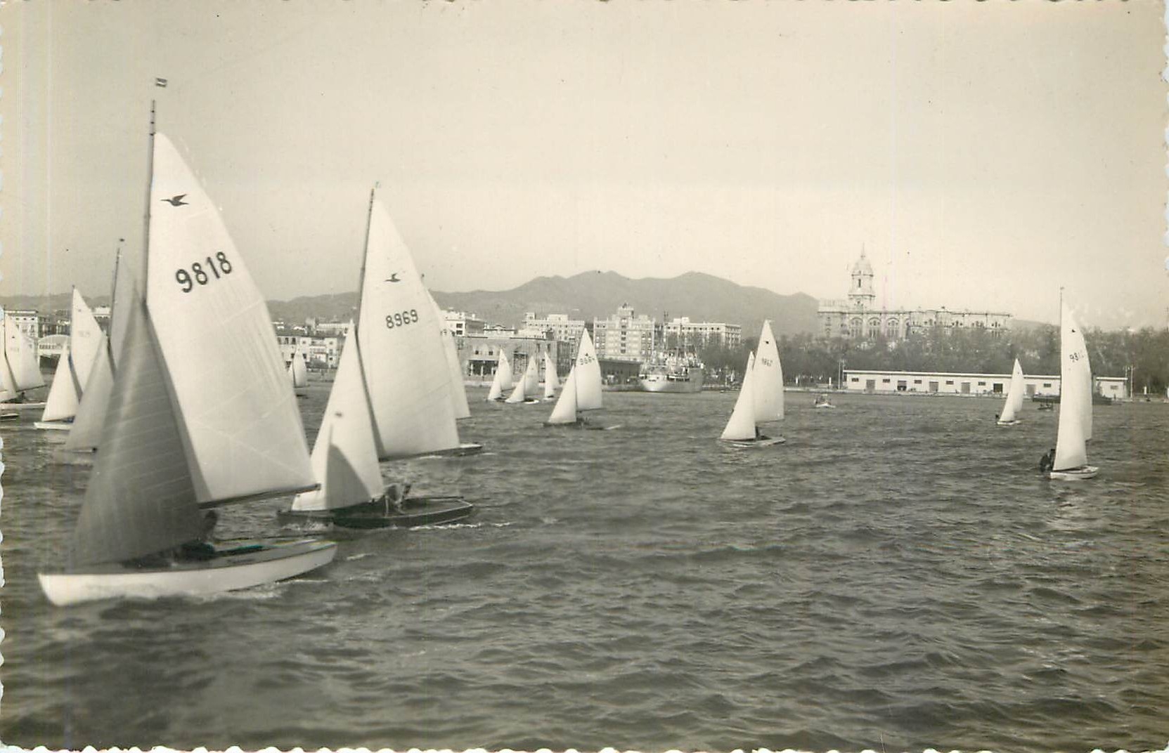 CPM Malaga Vista parcial del Puerto 