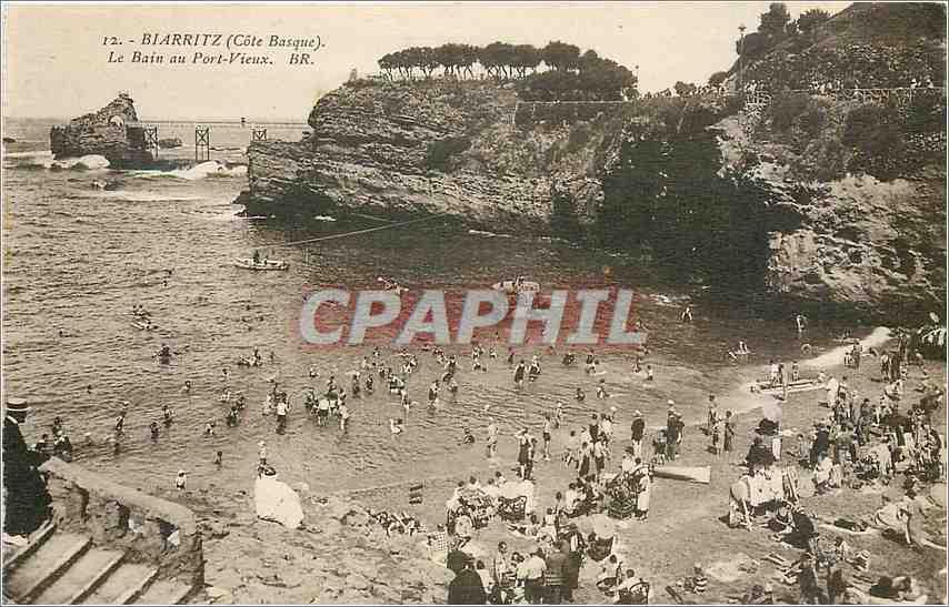 CPA Biarritz Cote Basque Le Bain au Port Vieux 