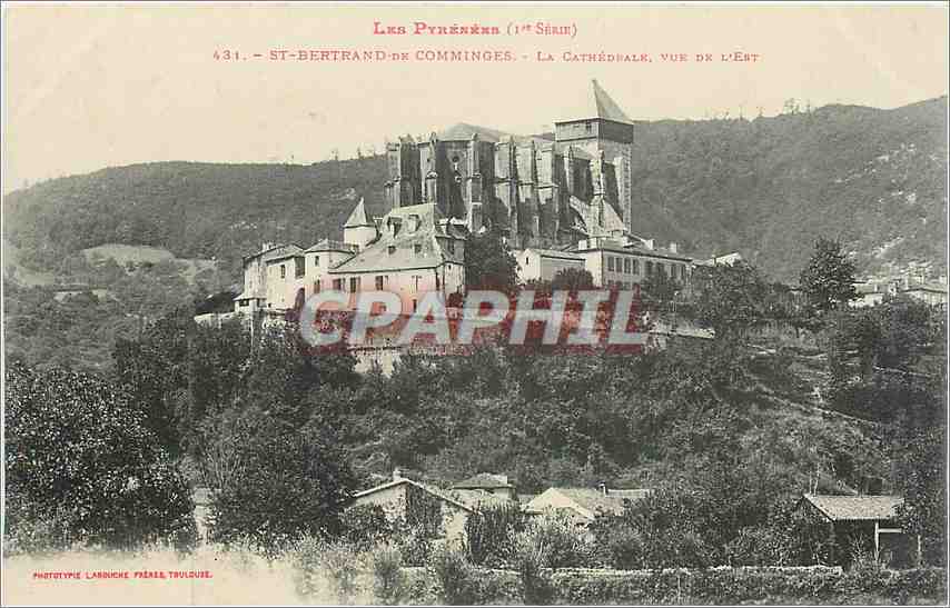 CPA Les Pyrenees St Bertrand de Comminges La Cathedrale vue de L'Est 