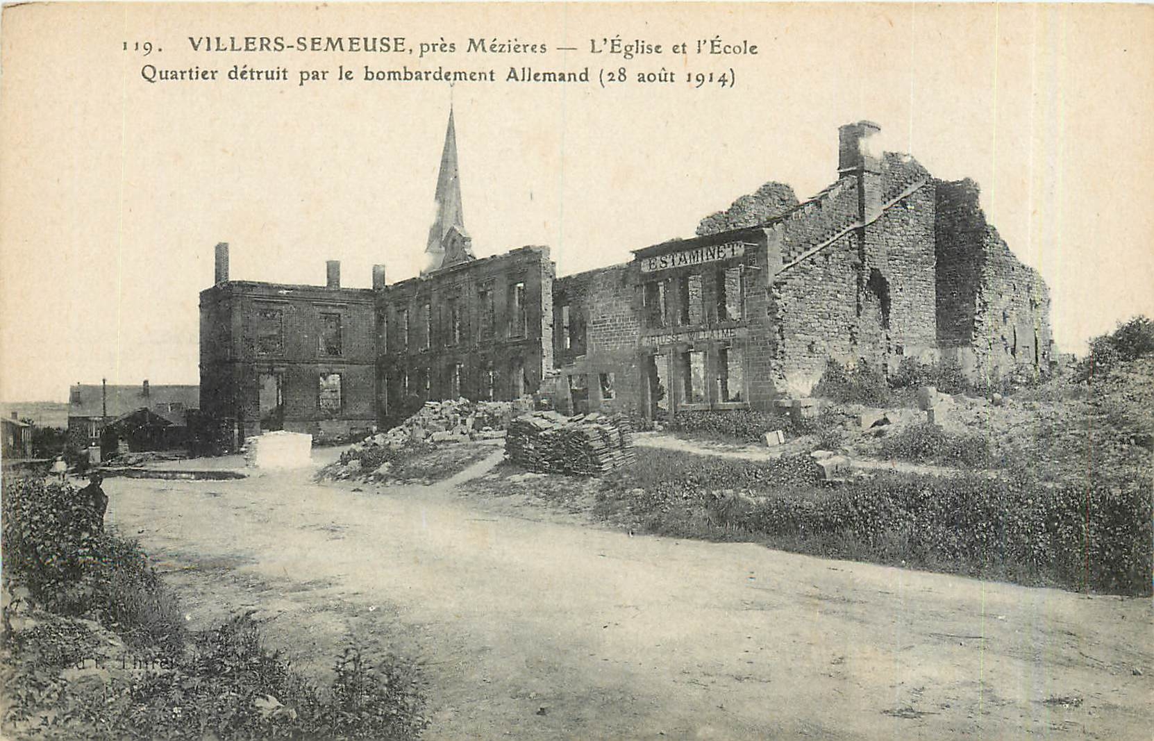 CPA Villers Semeuse pres Mezieres L'Eglise et l'Ecole Quartier detruit par le bombardement Allemand 