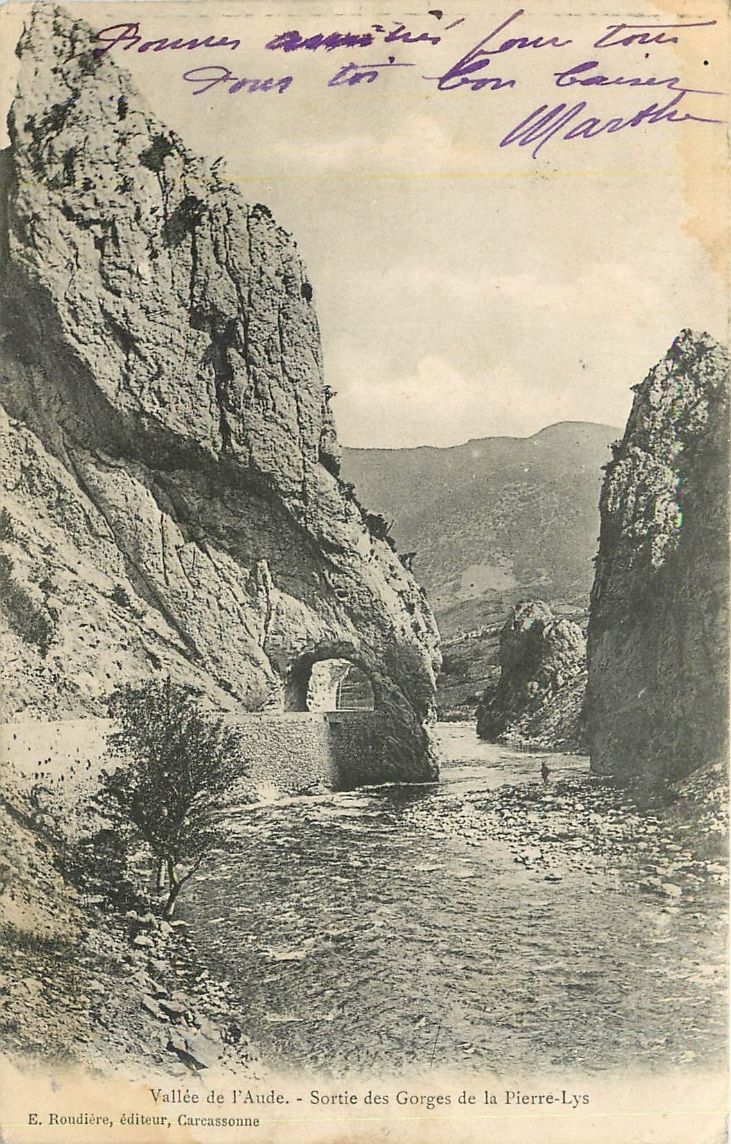 CPA Vallee de l'Aude Sortie des Gorges de la pierre Lys 