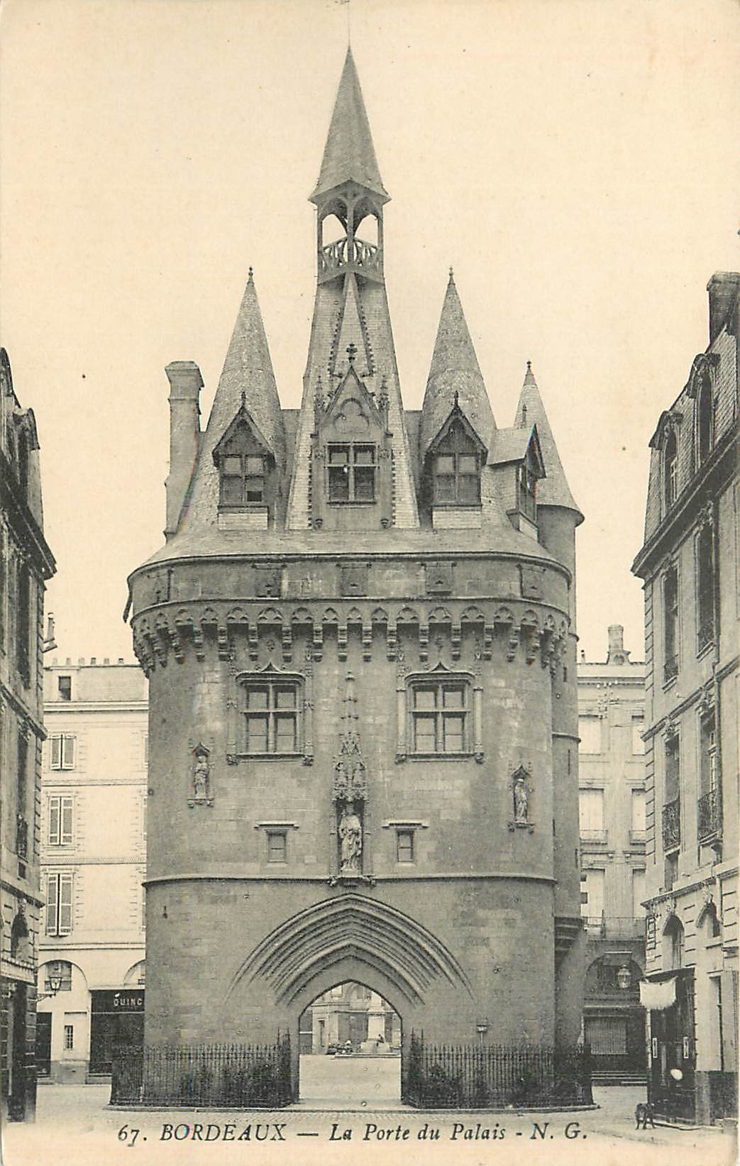 CPA Bordeaux La Porte du Palais 