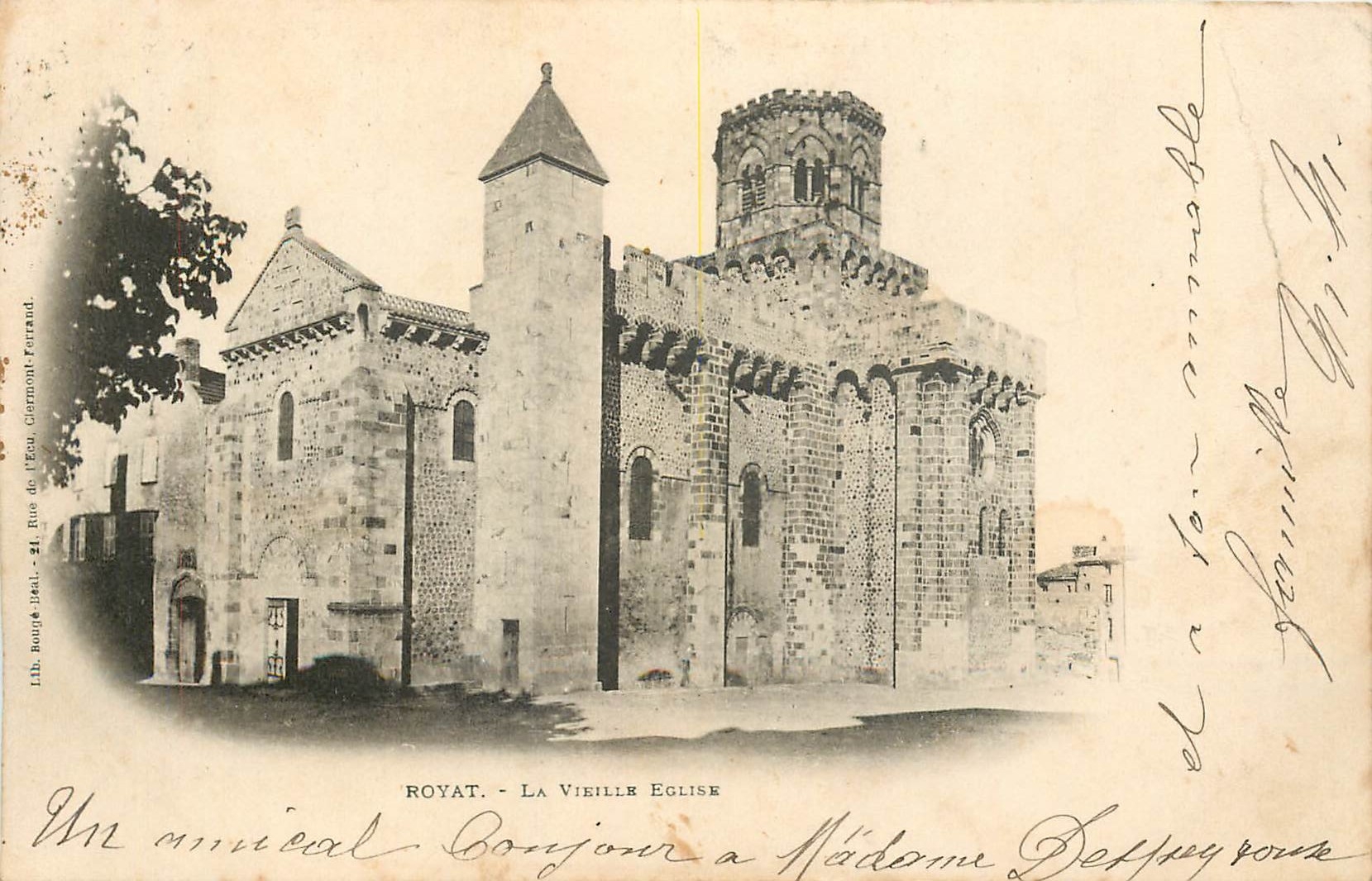 CPA Royat La Vieille Eglise 