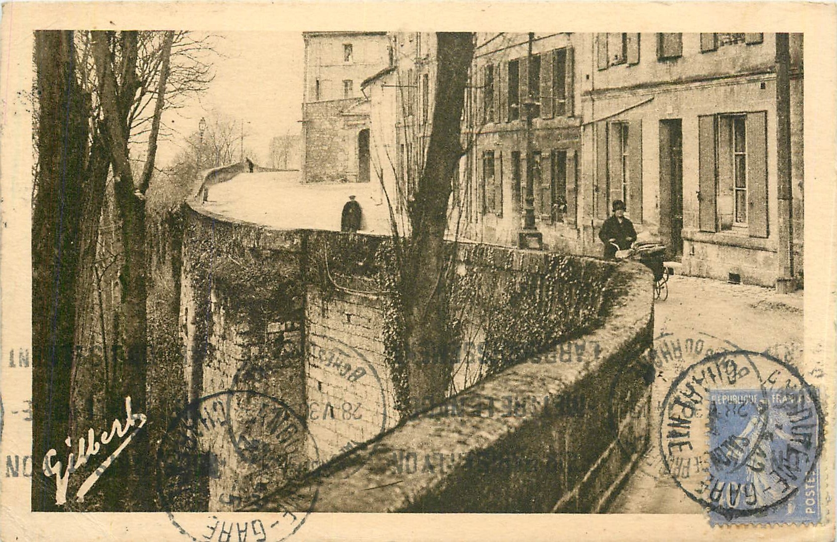 Remparts du Nord et Place Turenne — Angoulême — Édition A. Gilbert