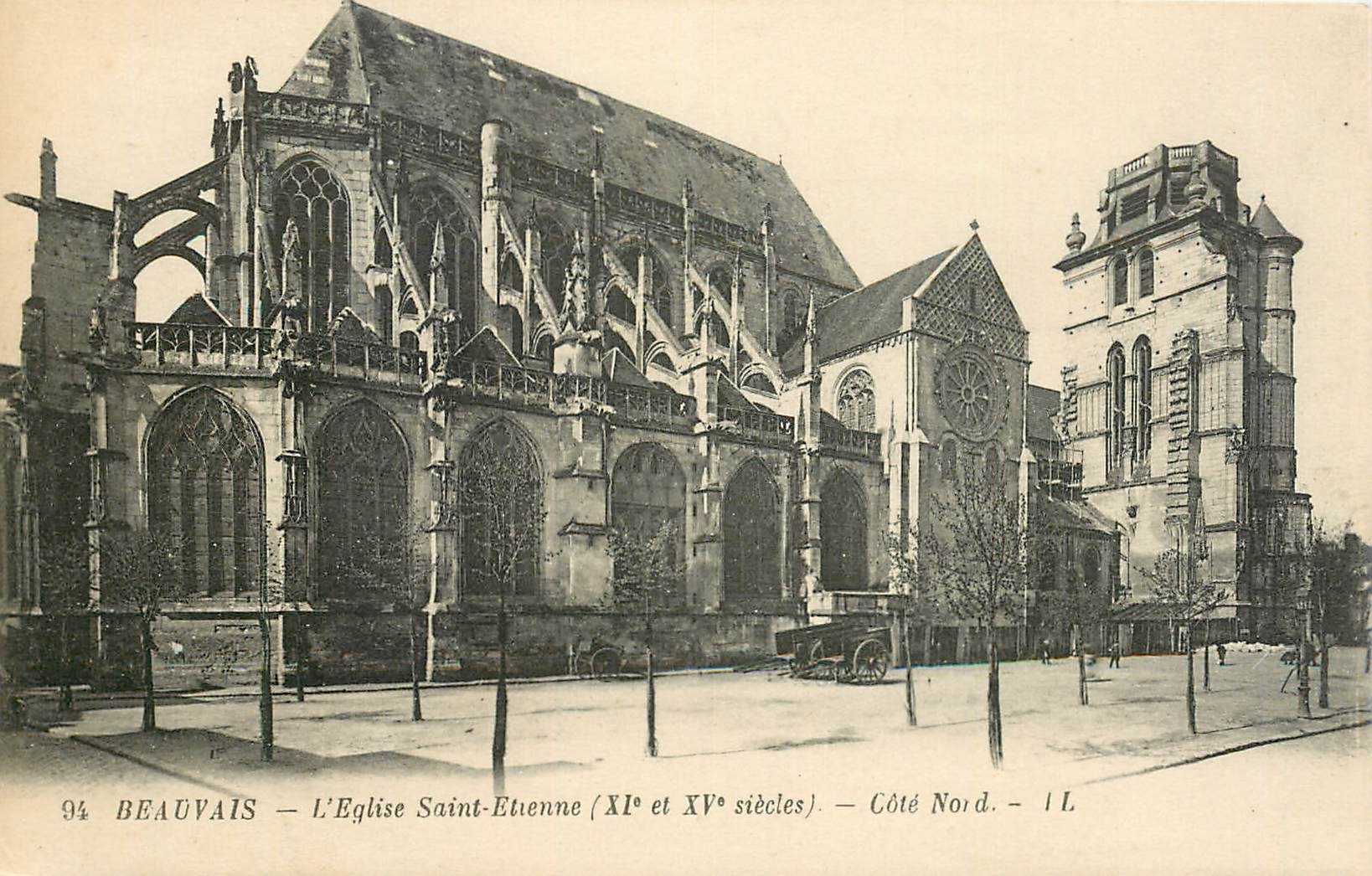 Beauvais — L'Église Saint-Étienne (XIe et XVe siècles) — Côté Nord — I L