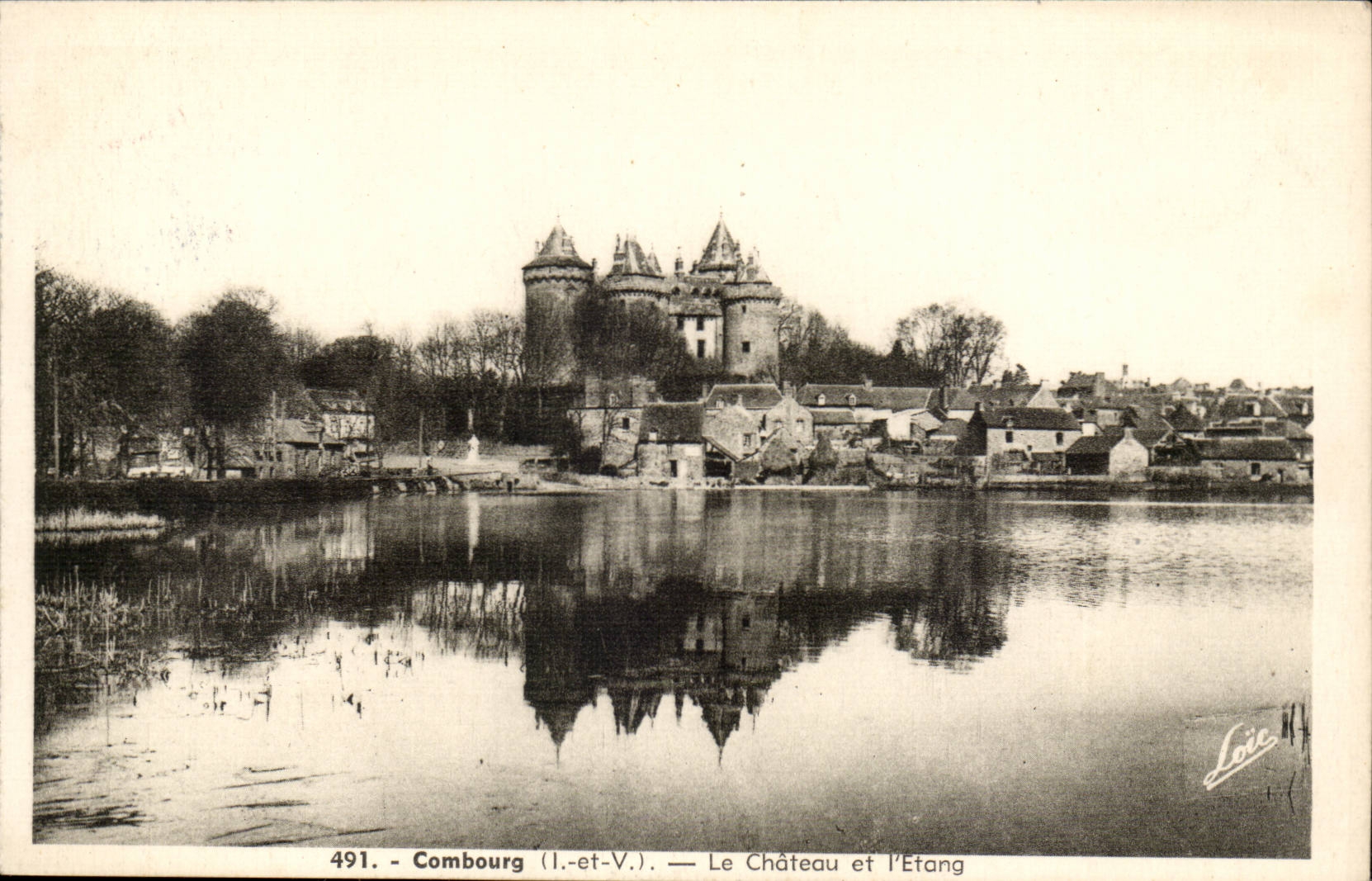 chateau de Combourg - ou le celebre ecrivain Chateaubriand passa partie de son enfance - CPA 
