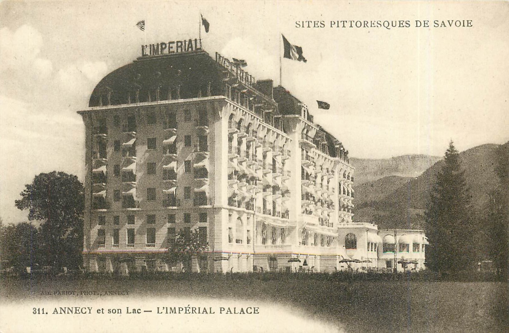 CPA Sites Pittoresques de Savoie Annecy et son Lac l'Imperial Palace 
