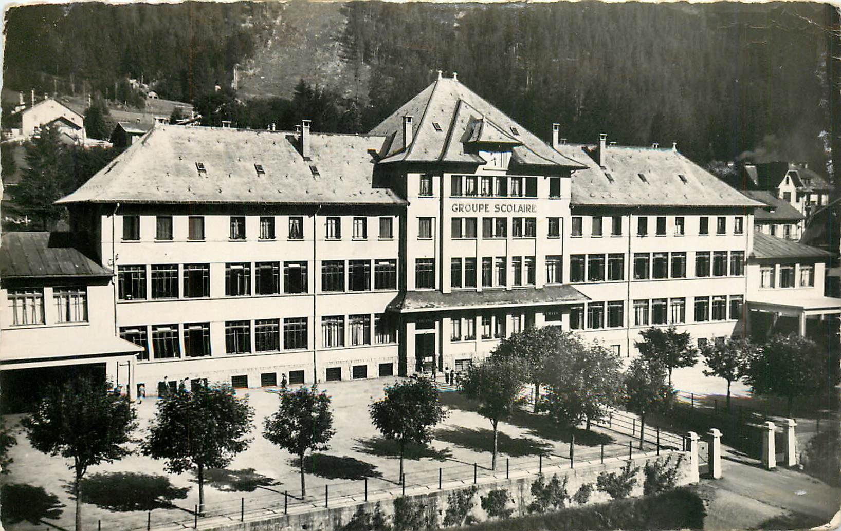 CPA Chamonix Mont Blanc Groupe Scolaire Colonie de Vacances UFOVAL 