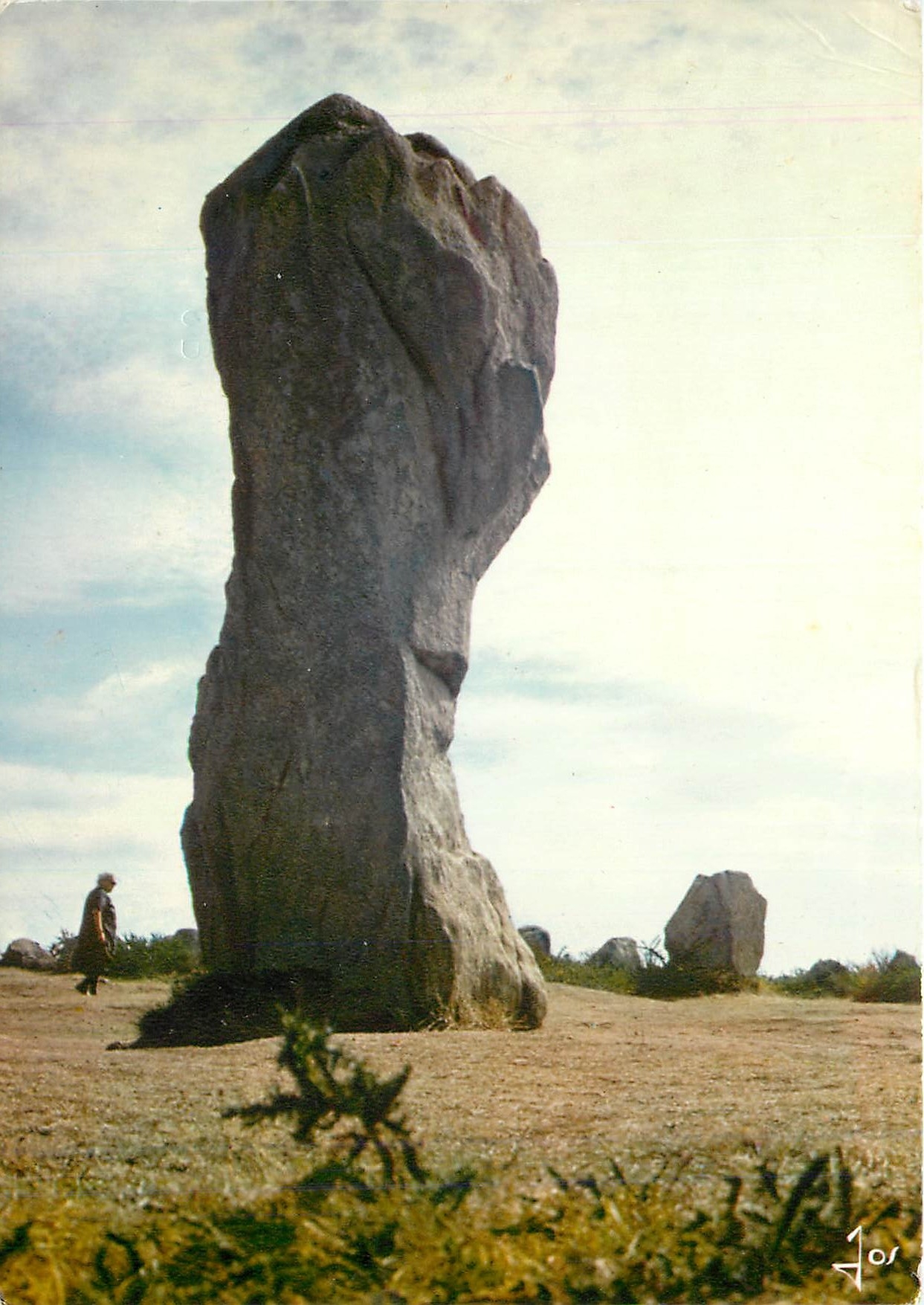 CPM Carnac Morbihan Alignements du Menec le menhir appele Le Geant 