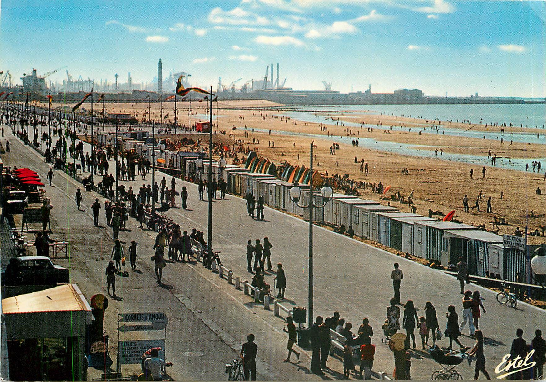 CPM La Cote d'Opale Malo les Bains Dunkerque La digue promenade et la plage vers Dunkerque 