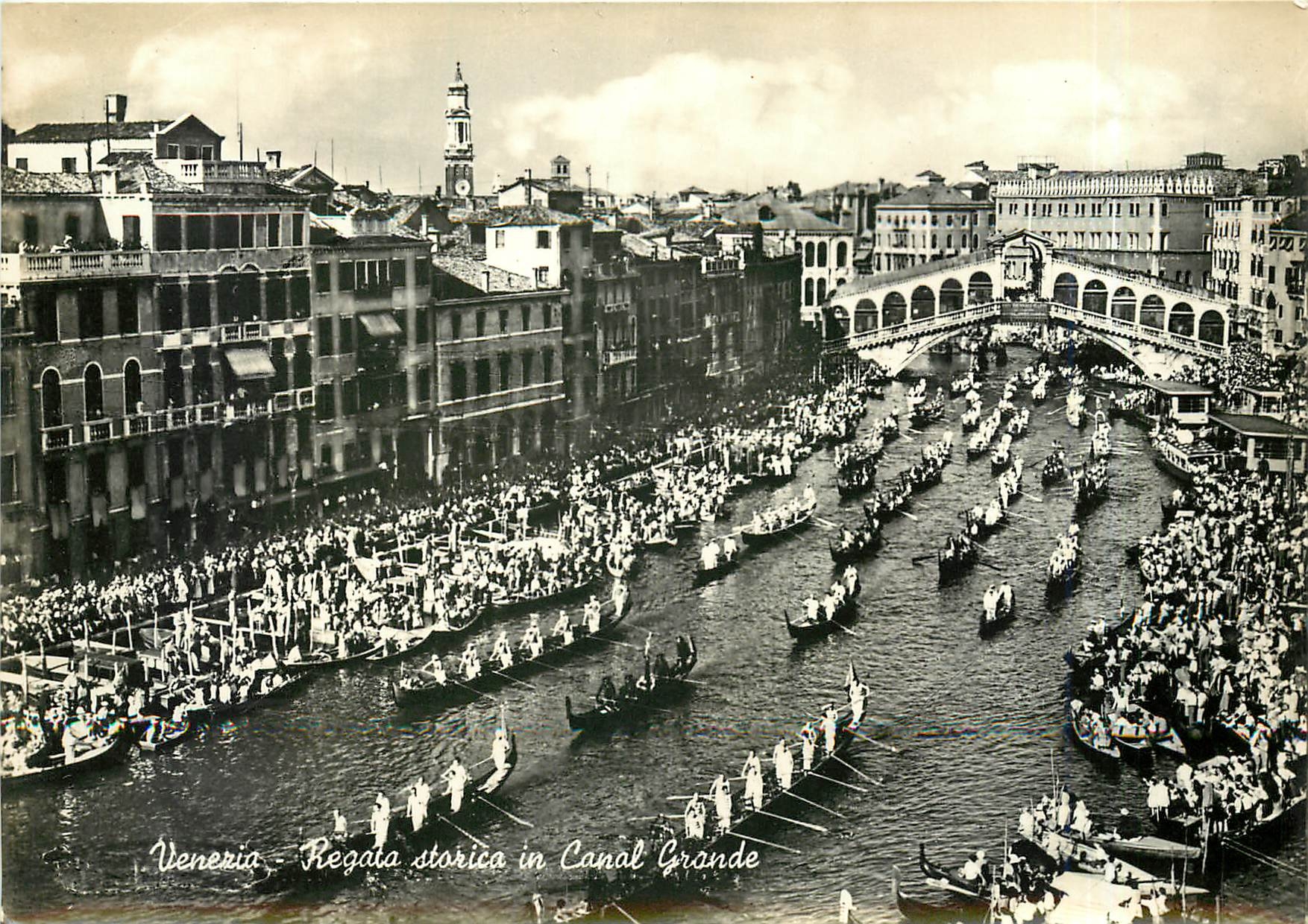 CPM Venezia Regata Storica in Canal Grande 