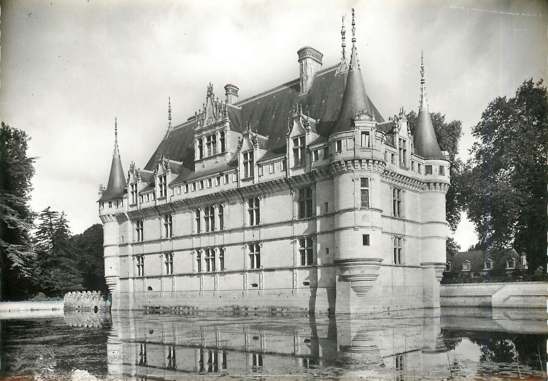 CPM Azay le Rideau Indre et Loire Facade Sud 