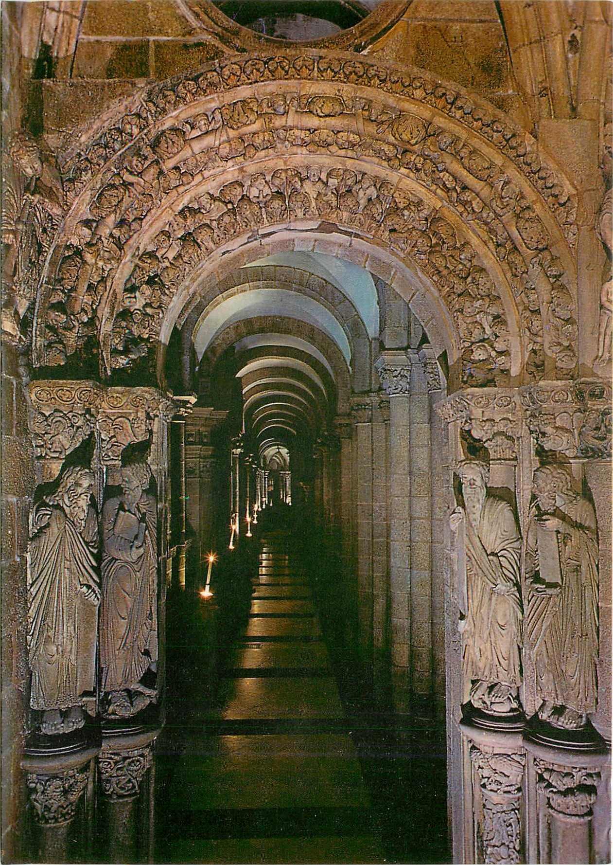 CPM Santiago de Compostella Cathedrale Portique de la Gloire et Salle lateral gauche 