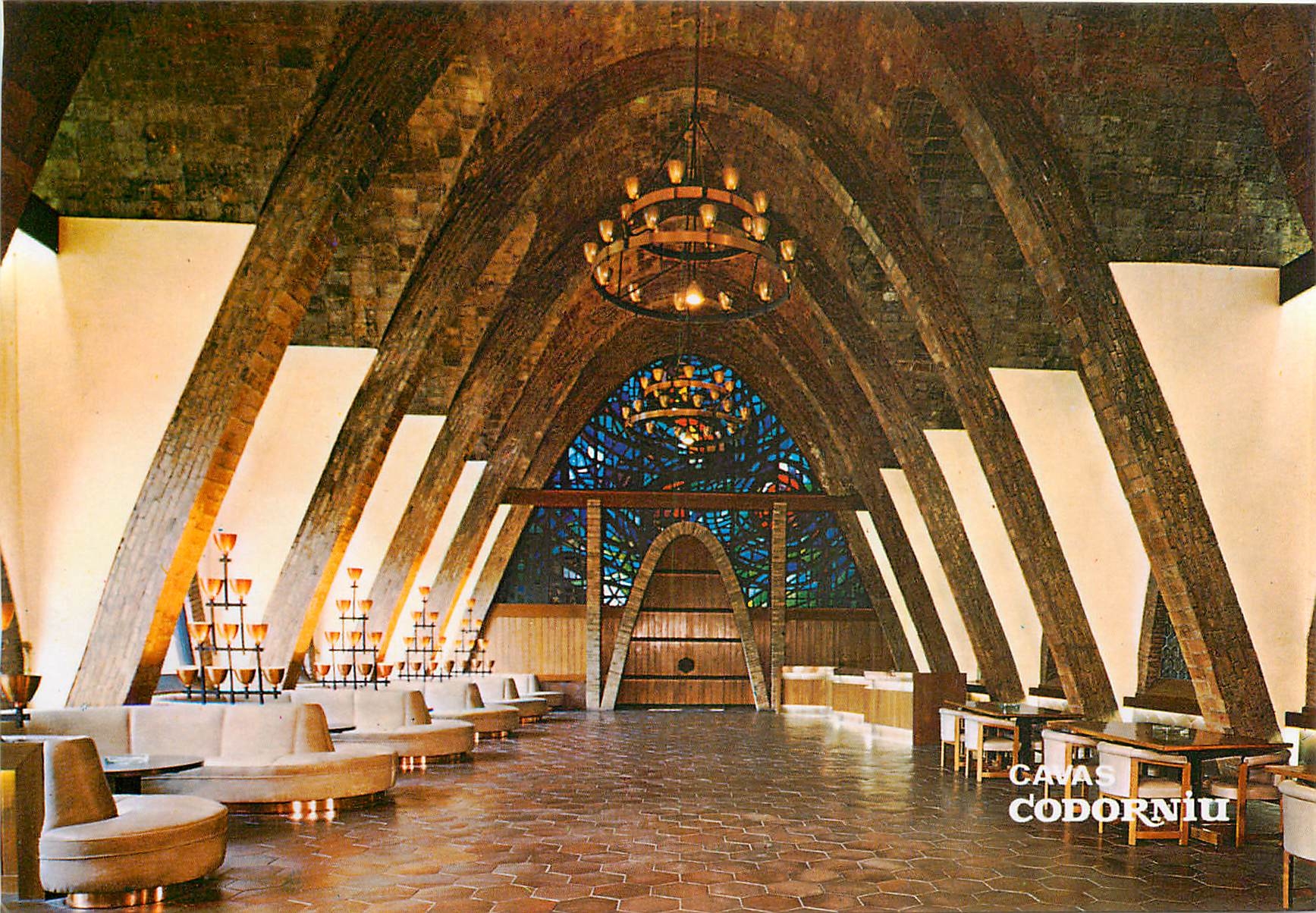 CPM Cavas Codorniu Salle de reception Puig y Cadafalch Monument National Classe 