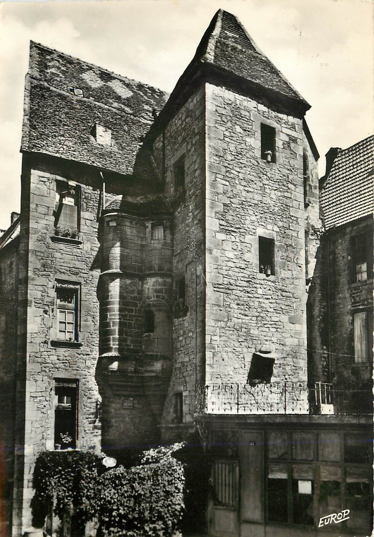 CPM Sarlat Dordogne Ancien Hotel de Vassal avec echauguette double 