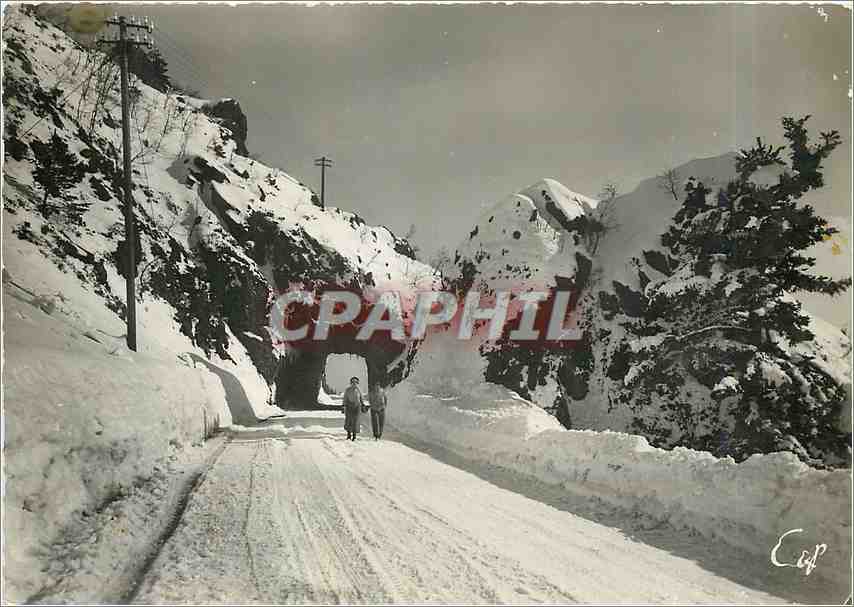 CPM La Schlucht en hiver Le Tunnel 