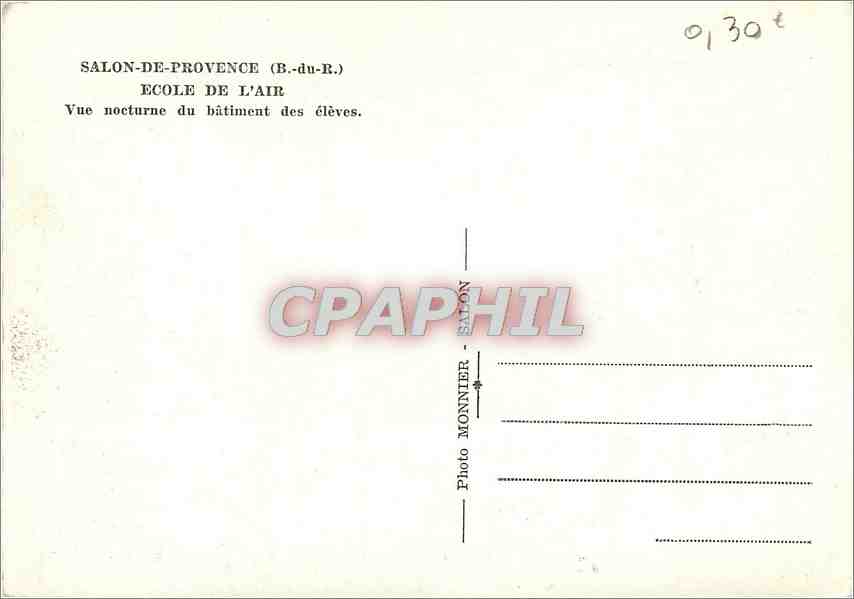 Salon-de-Provence — École de l'Air — Nachtsicht des Studentengebäudes — Rückseite