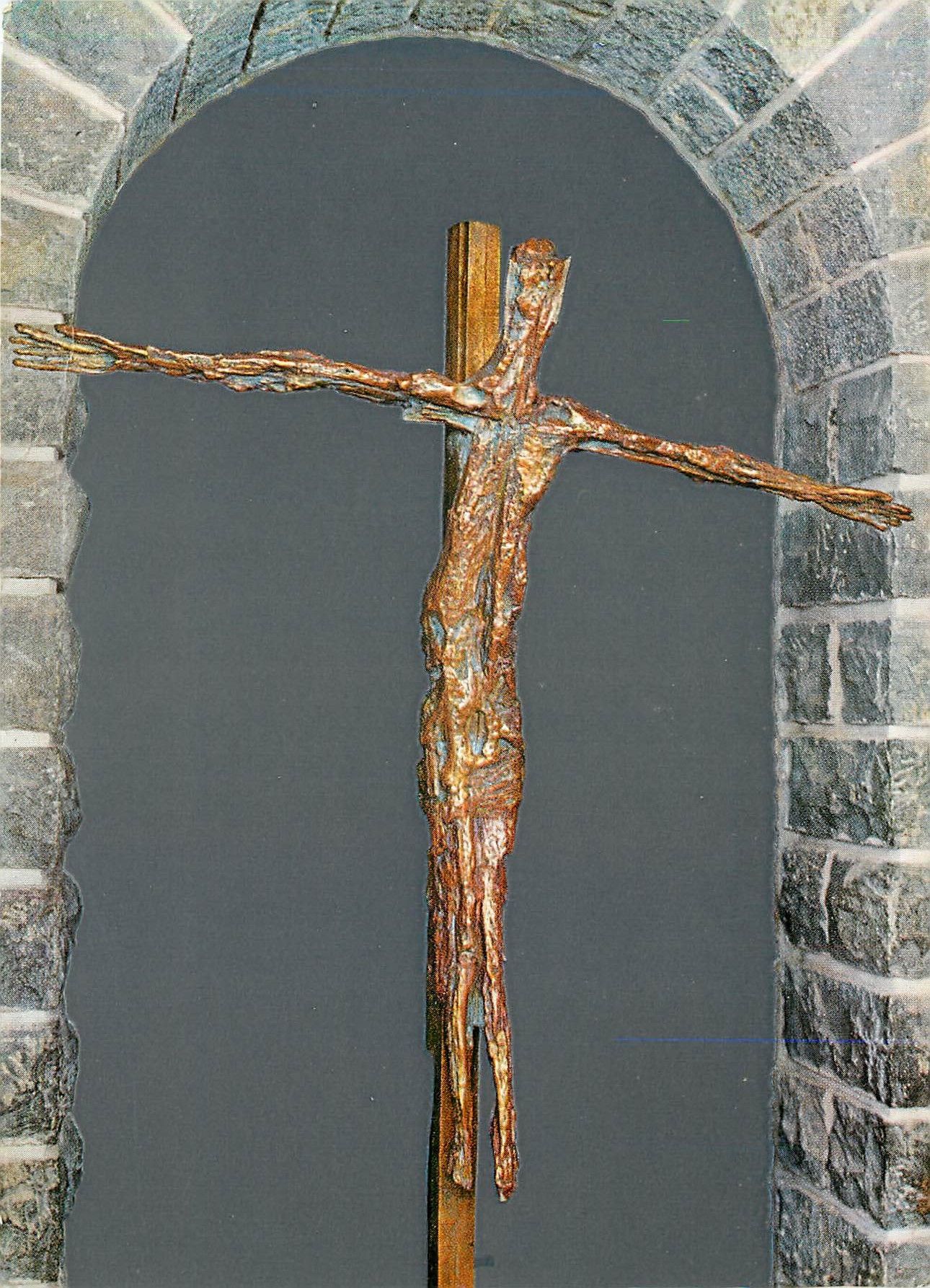 CPM Notre Dame de Toute Grace Plateau d'Assy Haute Savoie Le Christ de Germaine Richier 