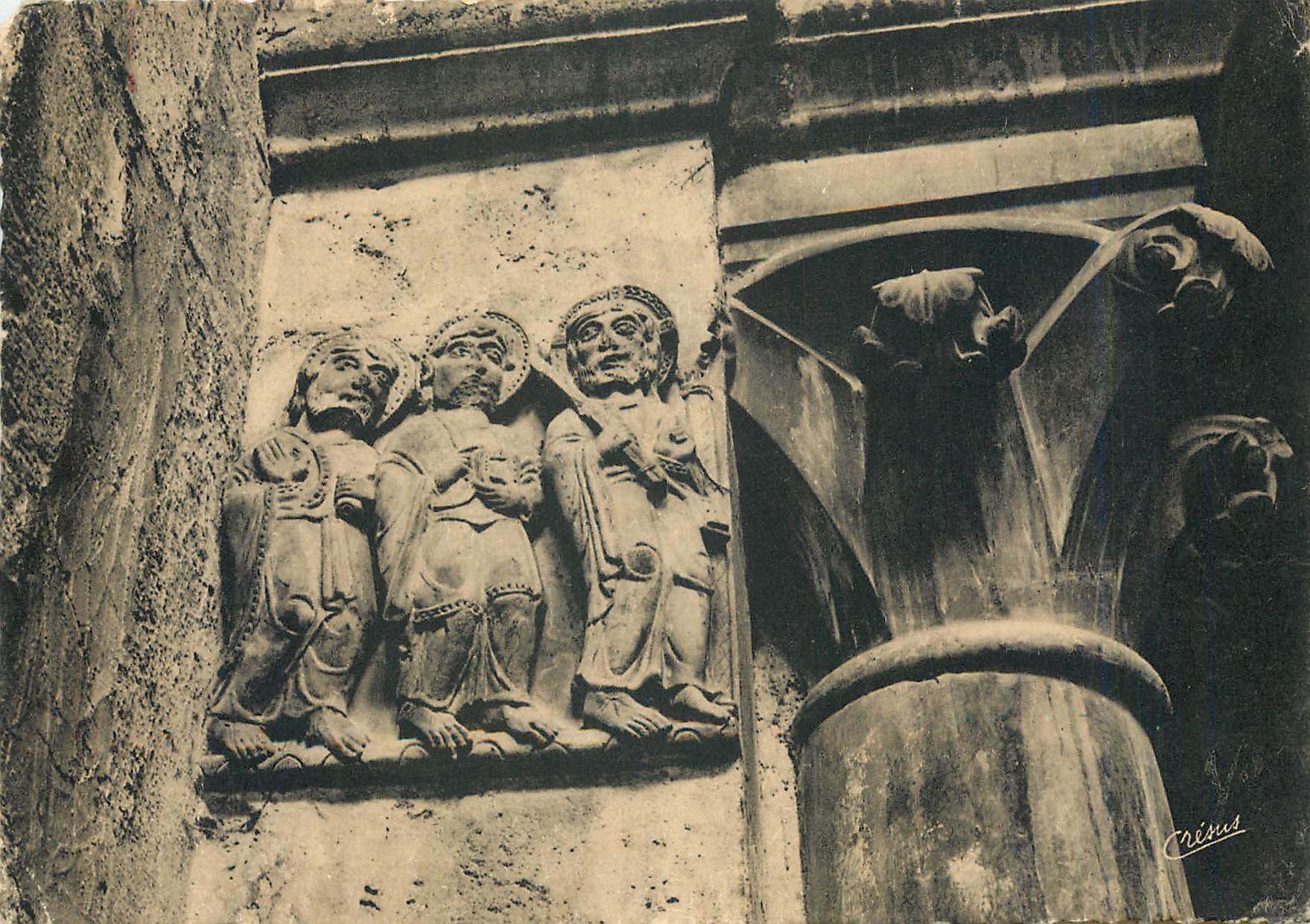 CPM Vienne sur le Rhone Isere Interieur de la Cathedrale Les disciples d'Emmaus 