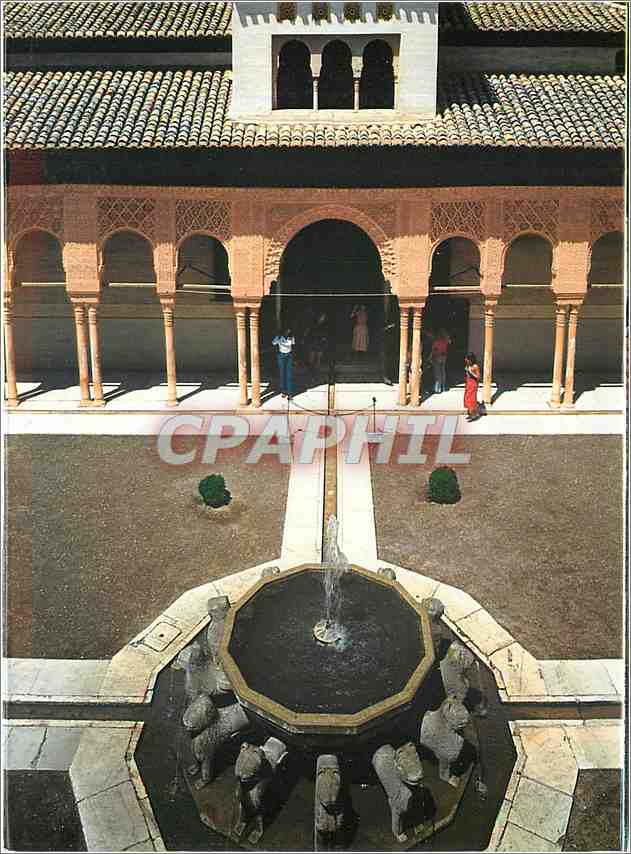 CPM Granada Alhambra Vue partielle Cour des Lions 