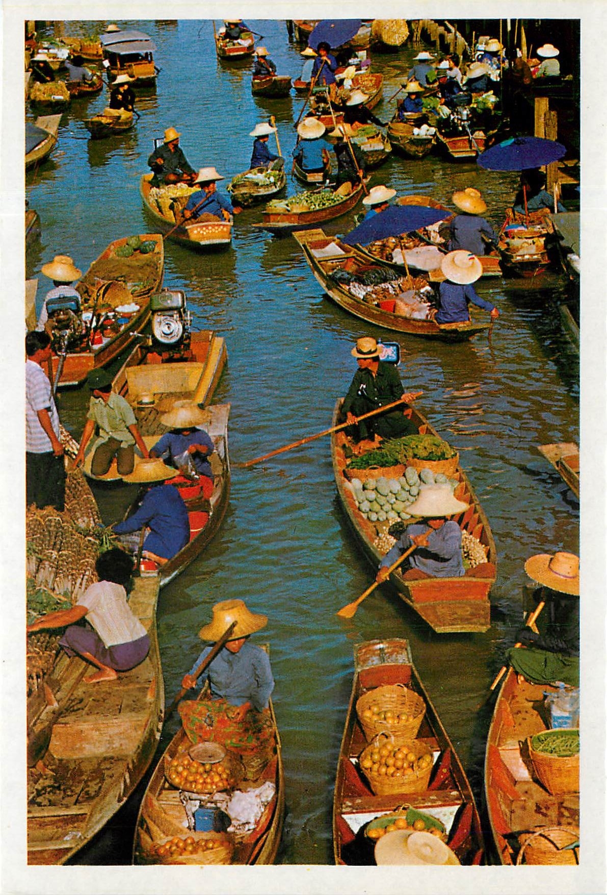 CPA The Floating Market at Damnernsaduok in Rajchaburi Thailand 