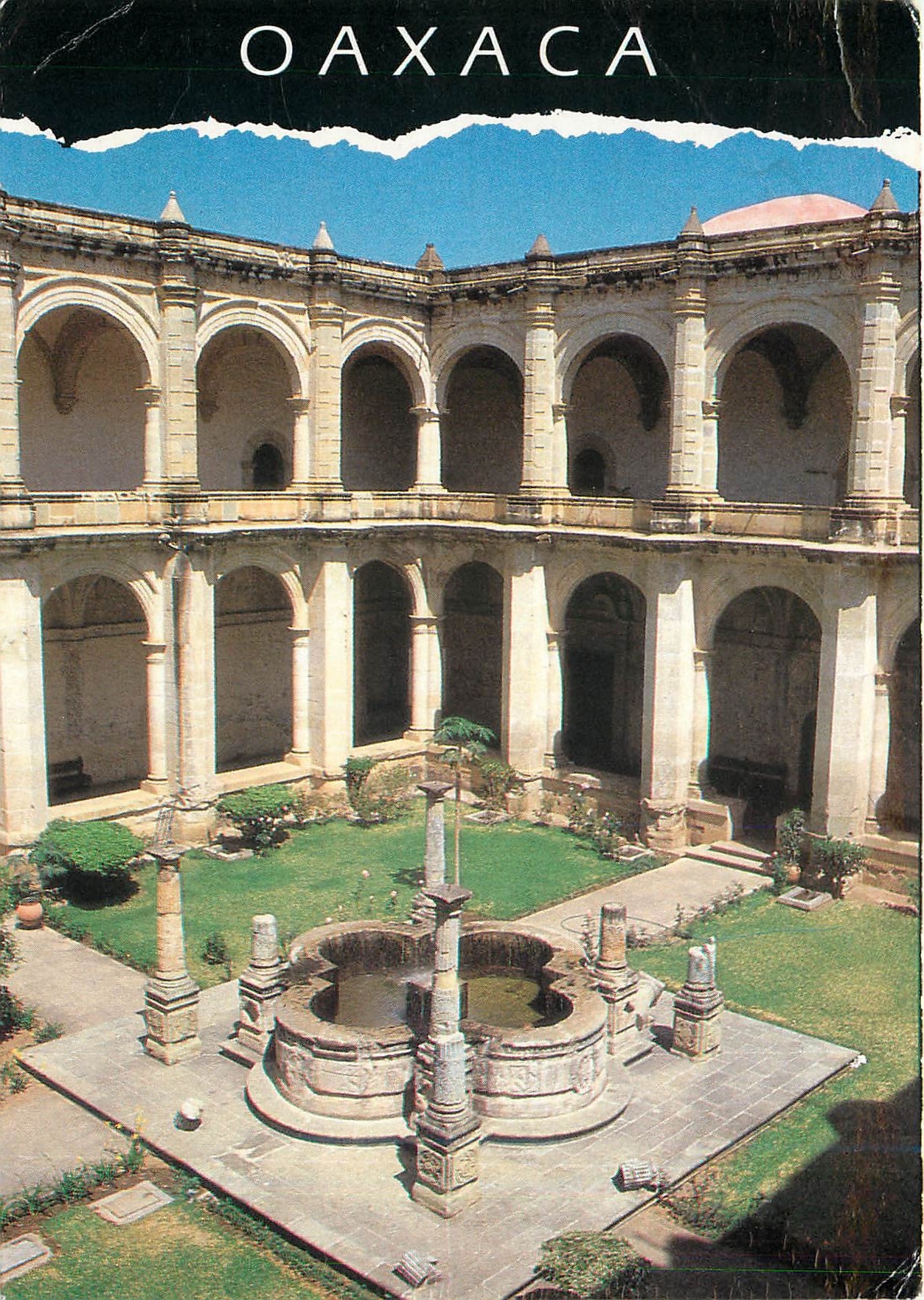 CPA Patio del exconvento de Sto Domingo Oaxaca Mexico 