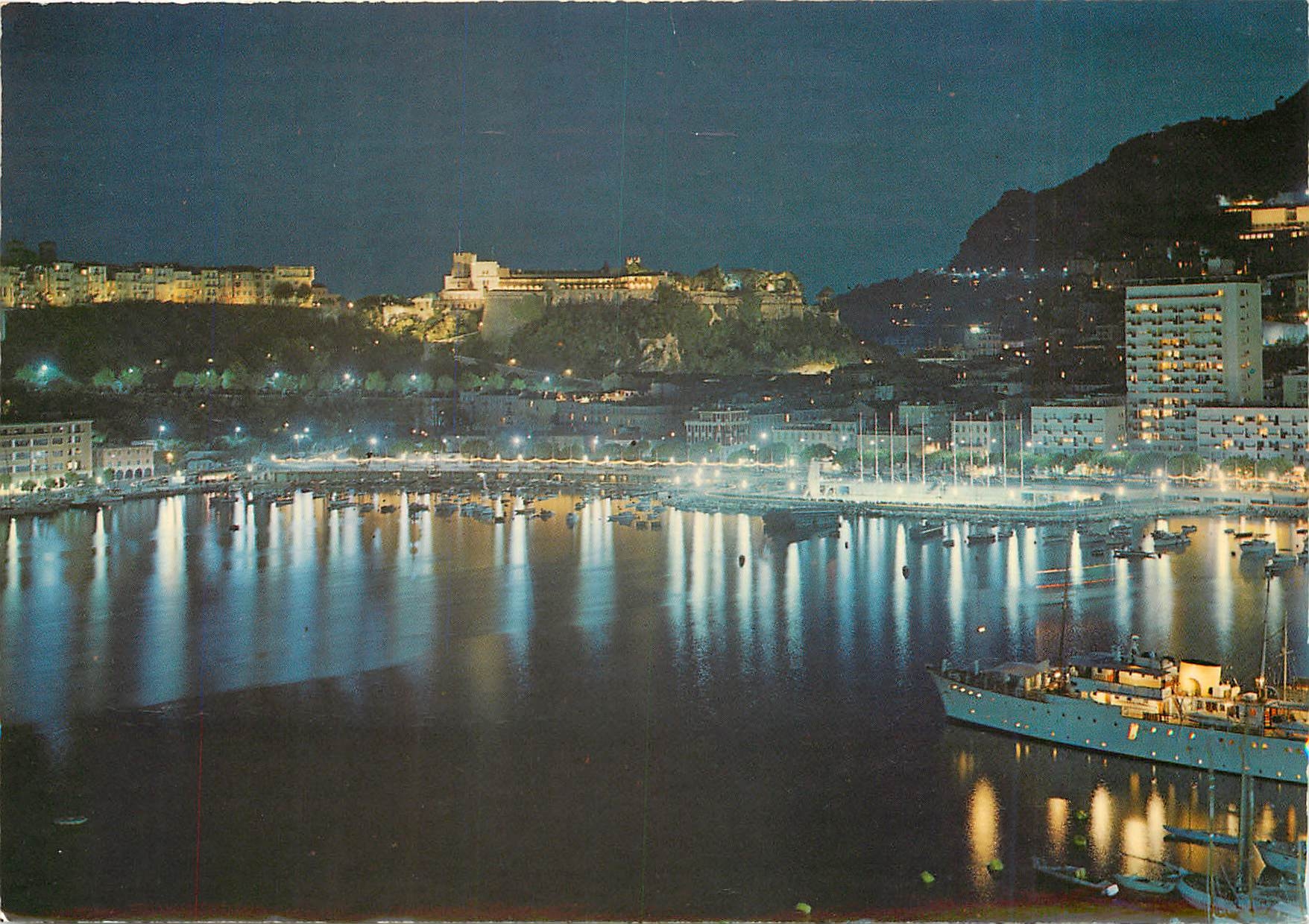 CPA Principaute de Monaco Vue de nuit sur le Rocher de Monako Le Palais Pricier 