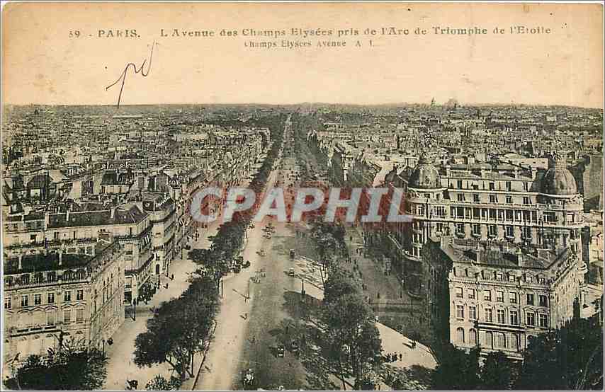 CPA Paris L'Avenue des Champs Elysees pris de l'Arc de Triomphe de l'Etoile Champs Elyses Avenue 
