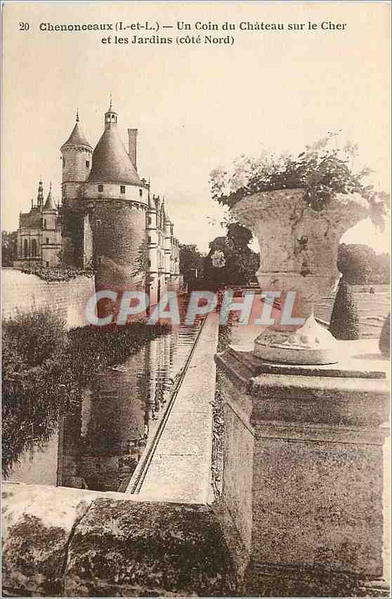 CPA Chenonceaux L et L Un Coin du Chateau sur le Cher et les Jardins Cote Nord 