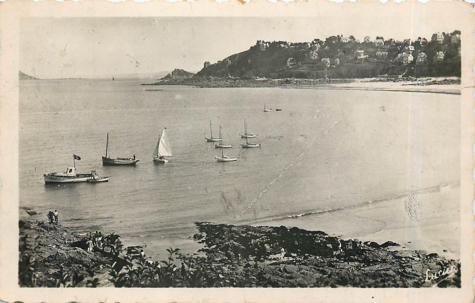 La petite flottille à la plage de Trestreau — Pérros-Guirec (C.-du-N.) — Édition Artistique, 16, rue de Coutances — Photo Véritable